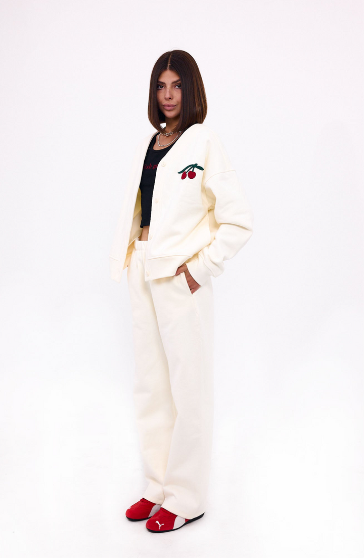 Loud Minds The Iconic Fleece Cardigan in white organic cotton fleece, button-up, logo detail